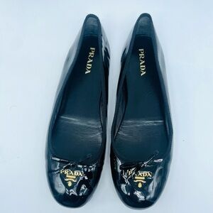 Prada Black Patent leather logo embedded ballet flats EU 39.5